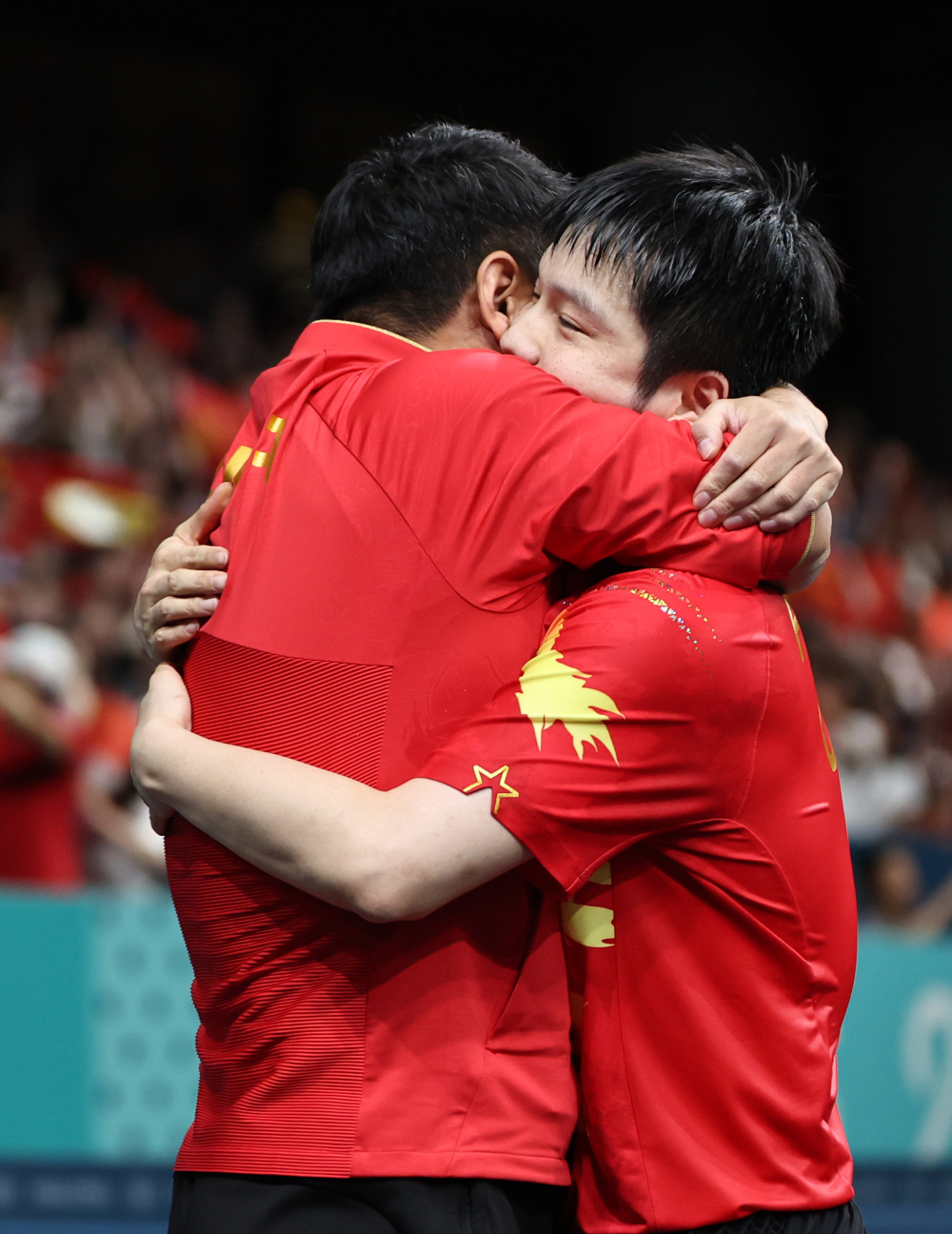 法国队轻取中国队,王皓惊艳四座 法国队轻取中国队,王皓惊艳四座