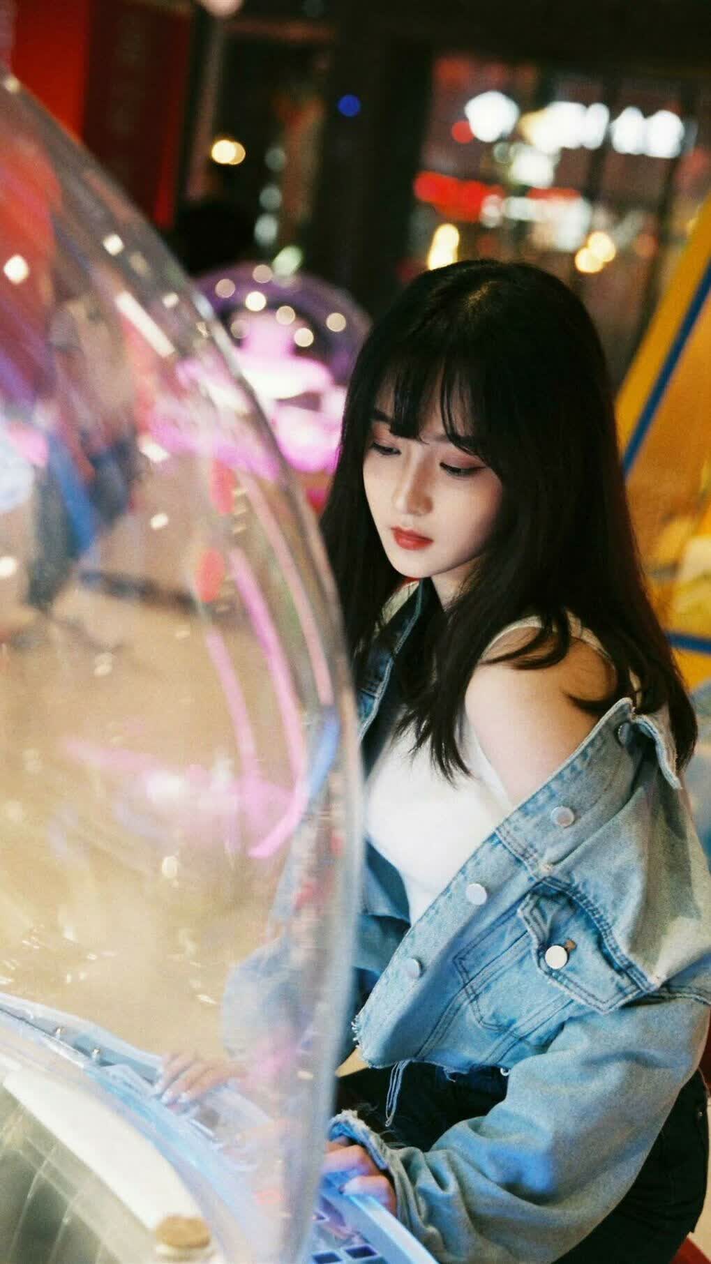 首先,我们为这场独一无二的比赛构思一个标题